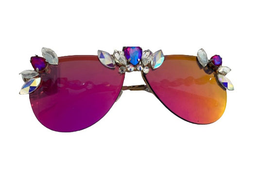 IC- Bijou pour les yeux luxury eyewear couture hot pink gold style winged out